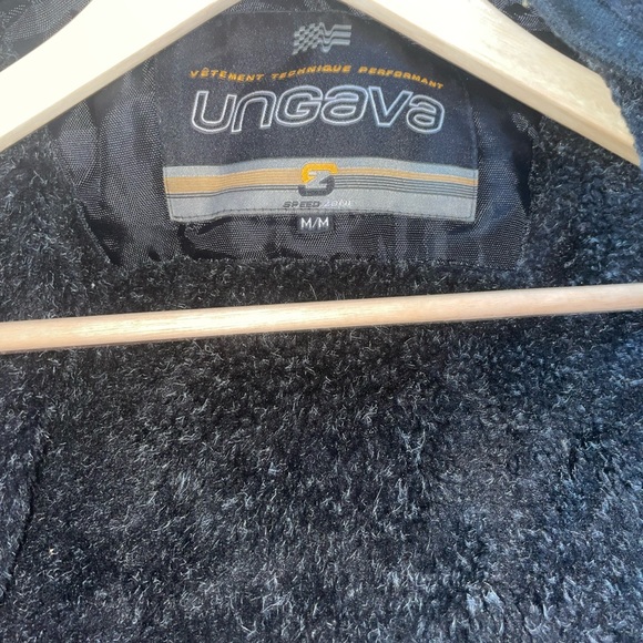 Ungava super warm snowmobile suit, two pieces. I extra warm. water/wind proof. - Picture 16 of 16